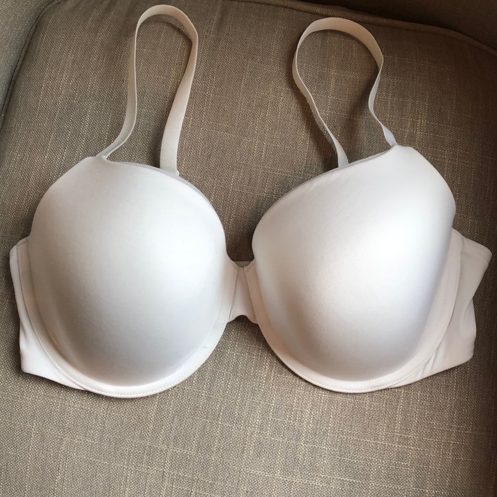 New Calvin Klein white bra 38D